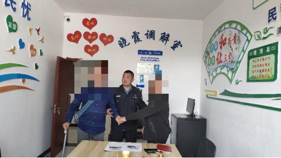 地界不清闹矛盾  民警出手解纠纷