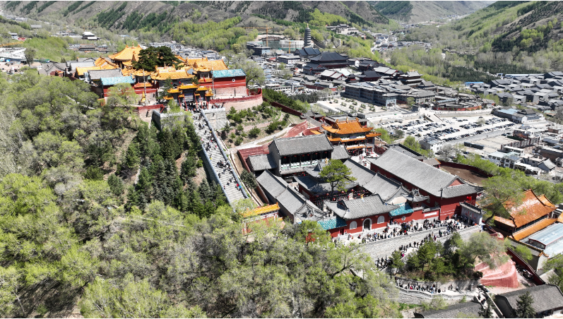 人气爆棚 服务不减 五台山景区“五一”假期旅游服务圆满收官