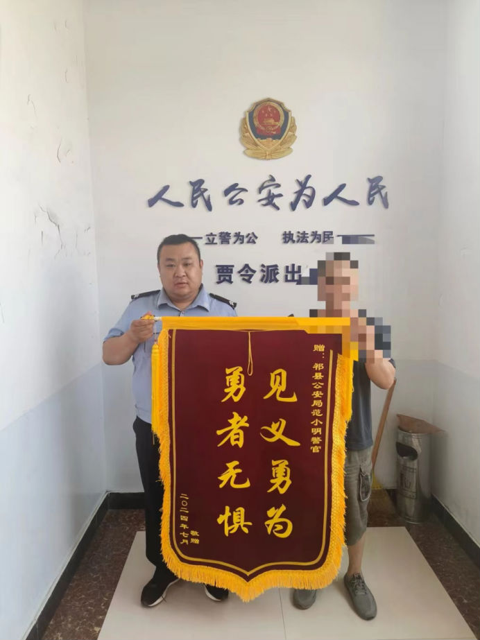凌晨“逆行”的他