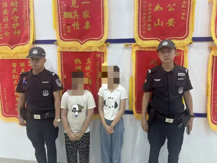 【夏季行动】萌娃走失 幸好有警察“蜀黍”在