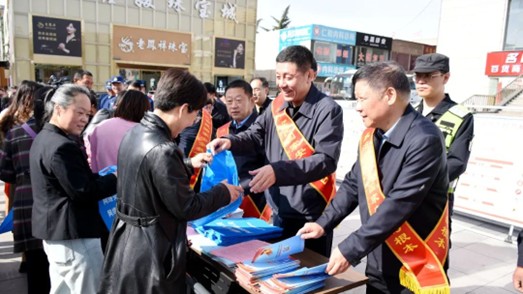 翼城县委政法委积极开展“4·15”全民国家安全教育日宣传活动