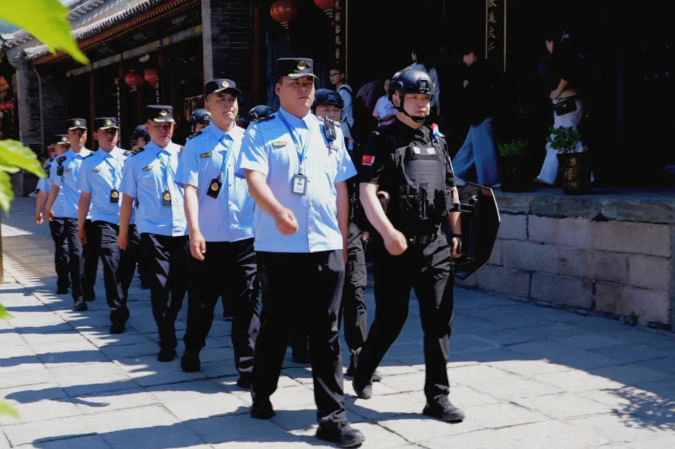 看见五台山 凡人凡事｜景中有“警” 警随“景”动 五台山景区“看得见”的平安守护
