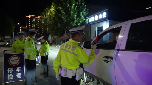 永和公安交警全面开展道路交通秩序“严查严管严控”百日攻坚专项整治行动